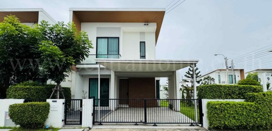 ลดราคาพิเศษ บ้านแฝด โคโม่ เบียงก้า บางนา หลังมุม ใกล้ เมกาบางนา