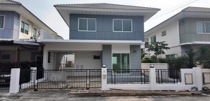 ขายบ้านแฝด 2 ชั้น โครงการ เดอะวิลล่า รัตนาธิเบศร์ อำเภอปากเกร็ด นนทบุรี