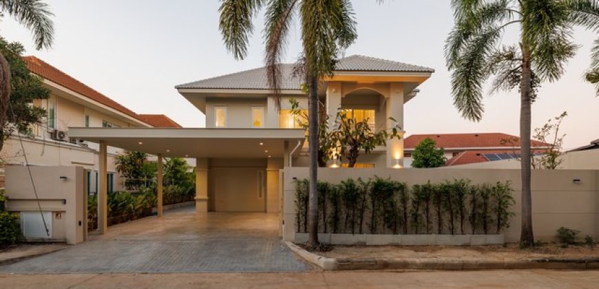 ขายบ้านเดี่ยว Pool Villa 4 ห้องนอน แต่งครบ พร้อมอยู่ เชียงใหม่