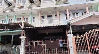 ขายทาวน์โฮม 3 ชั้น ถนนประชาอุทิศ ดอนเมือง กรุงเทพมหานคร