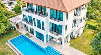 พระราม9 Pool Villa เฟอร์ครบ 6นอน 4ปีมีครั้ง สนามกอล์ฟ กรุงเทพกรีฑา 800ม. คฤหาสน์ 3ชั้น 6น้ำ ม.นานาชาติแสตมฟอร์ด 250ม. 200ตร.วา. 650ตร.ม.