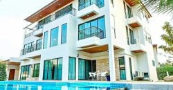 คฤหาสน์ 3ชั้น พระราม 9 4ปีมีครั้ง Pool Villa สนามกอล์ฟ กรุงเทพกรีฑา 800ม. เฟอร์ครบ 6นอน 6 น้ำ ม.นานาชาติแสตมฟอร์ด 250ม. 200ตร.วา. 650ตร.ม.
