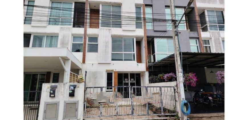 ขายทาวน์โฮม มายด์ฮอฟฟ์ ร่มเกล้า-สุวรรณภูมิ ลาดกระบัง กรุงเทพ