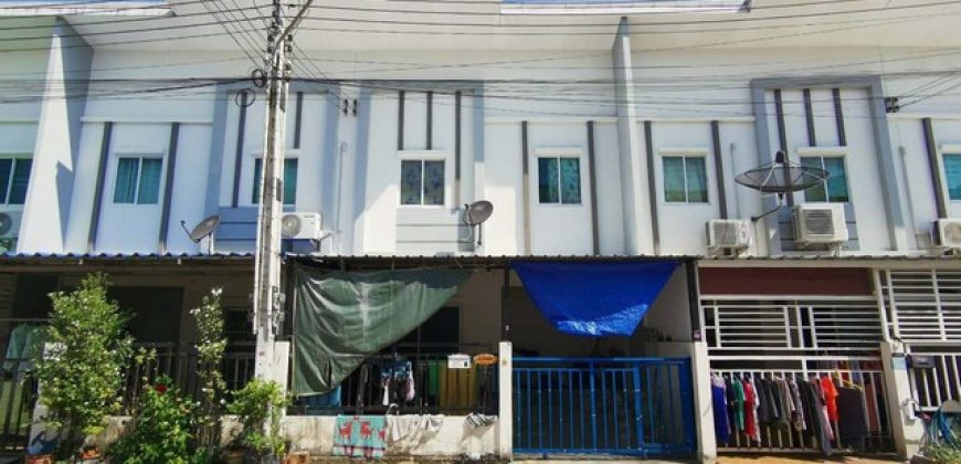 ขายทาวน์เฮ้าส์ หมู่บ้านแลนซีโอ คริป (ระยอง-แยกเนินสำลี) ถนนทางเข้านิคมอุตสาหกรรมมาบตาพุด ระยอง