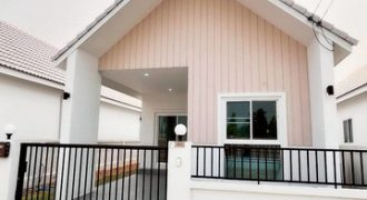 ขายบ้านมินิมอลนอร์ดิก หางดง เชียงใหม่ ตรงข้ามโรงเรียนนานาชาติปัญญาเด่น พร้อมเฟอร์เพียง 1.79 ล้าน