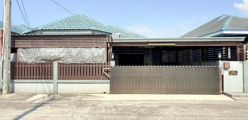 ขายด่วนบ้านแฝดชั้นเดียว หมู่บ้านกฤษณา ต.บ้านปึก อ.เมือง จ.ชลบุรี