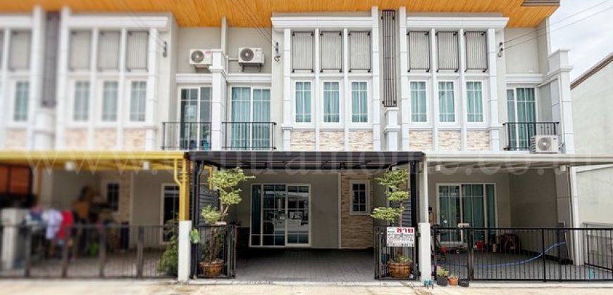 ทาวน์โฮม โกลเด้น ทาวน์ รามอินทรา – วงแหวน บ้านสวย พร้อมอยู่ ใกล้ MRT คู้บอน
