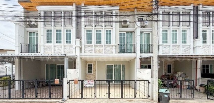 ทาวน์โฮม โกลเด้นท์ ทาวน์ รามอินทรา-วงแหวน ราคาถูก ใกล้ MRT สถานีคู้บอน