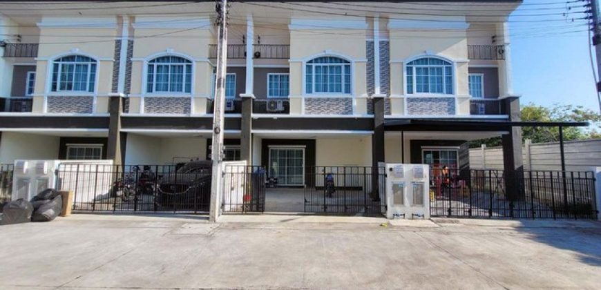 ขายทาวน์เฮ้าส์ หมู่บ้านภูฟ้า เดอ วิลล์ @ บ้านฉาง-บูรพาพัฒน์ ถนนบูรพาพัฒน์-บ้านฉาง ระยอง