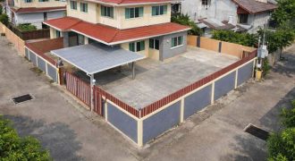 คฤหาสน์ 2 ชั้น 6 นอน BTSอุดมสุข 1.9กม. ซีคอนสแควร์ 2กม. 3 น้ำ 100 ตร.วา.500 ตร.ม.ใกล้รร.นานาชาติกลอรี่สิงคโปร์ 700 ม