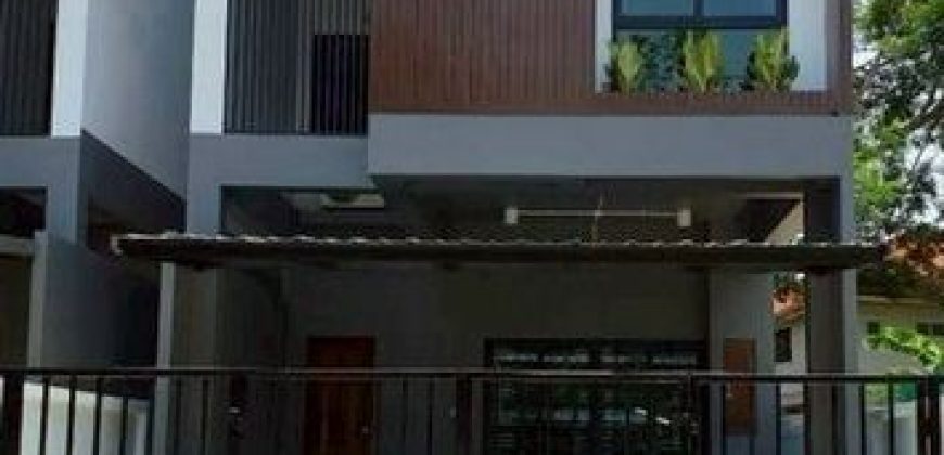 ลงทุนคุ้ม #บ้านพร้อมผู้เช่า ขาย 3.3 ล้าน #บ้านดลพร #โซนรวมโชค บ้าน 2 ชั้น สภาพดี #หลังโลตัสรวมโชค ทำเลดี เข้าเมืองสะดวก