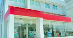 โชว์รูม และอาคารพาณิชย์ 3 ชั้น 4 นอน 4 น้ำ 2ไร่ 100ตร.ว. 1500ตร.ม. โรบินสันลาดกระบัง 1 กม. ใกล้ลิตเติ้ลวอร์ค ลาดกระบัง 1.1 กม.
