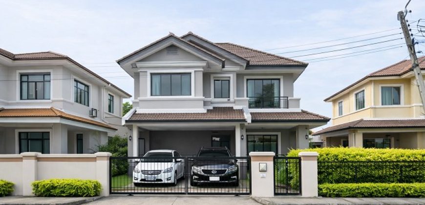 นานาชาติฮีทฟิลด์ 850 ม. ทำเลเสรีไทย-สุขาภิบาล 2 3ปีมีครั้ง หลุดจอง บ้านเดี่ยว 2 ชั้น 3-4นอน 3 น้ำ64 ตร.ว..แฟชั่น
