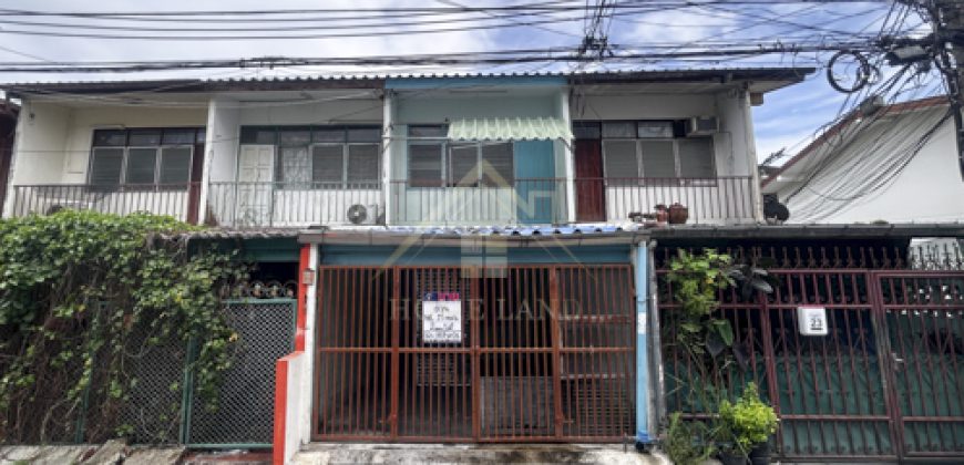ทาวน์เฮ้าส์ 2 ชั้น เตาปูน ซอย กรุงเทพ – นนทบุรี 17 บางซื่อ
