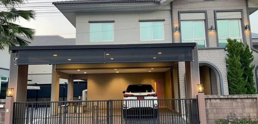 ขายพร้อมผู้เช่า 20 ล้าน 130 ตรว. #ลัดดารมย์ อิลิแกนซ์ #QHouse #ศาลากลาง บ้านเดี่ยวหลังใหญ่สุดหรู #วิวดอยสุเทพ บ้าน 2 หลังในพื้นที่เดียวกัน