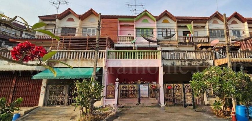 ทาวน์เฮ้าส์ หมู่บ้านทัศนีย์นิเวศน์ ซอย ประชาอุทิศ 121 ทุ่งครุ