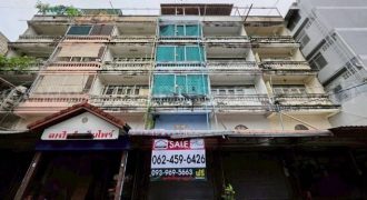 อาคารพาณิชย์ 4.5 ชั้น หมู่บ้านยัวร์เฮ้าส์ บางกรวย-ไทรน้อย ใกล้ SRT บางบำหรุ