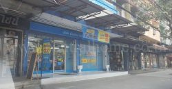 อาคารพาณิชย์ 4.5 ชั้น วังทองหลาง ซอยลาดพร้าว 72 ขายพร้อมผู้เช่าระยะยาว