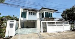 BH4116 ให้เช่าบ้านเดี่ยว 2 ชั้น พัฒนาการ 50 ศรีนครินทร์ หมู่บ้านเคหะนคร 3 บ้านรีโนเวทใหม่ พร้อมอยู่ ใกล้รถไฟฟ้าสายสีเหลือง