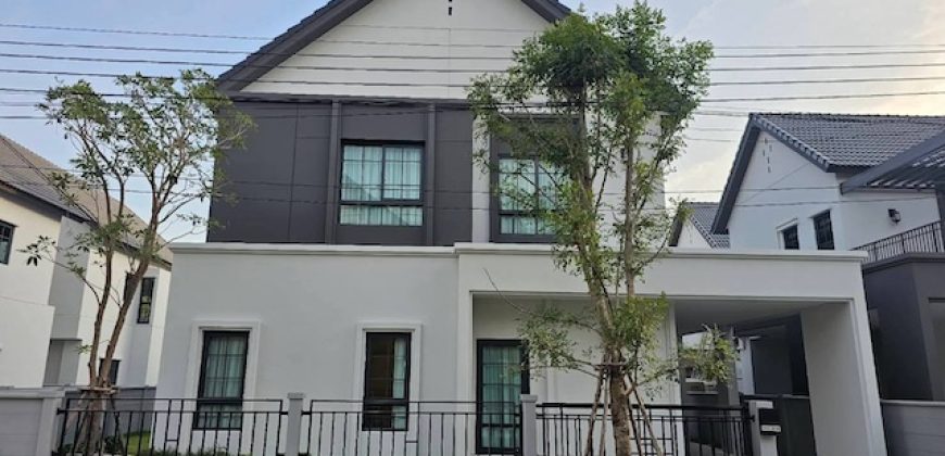 BH4120 ให้เช่า CENTRO บางนา บ้านเดี่ยวโครงการใหม่ ติดเมกาบางนา Fully Furnished พร้อมเข้าอยู่ บ้านใหม่ สวย โปร่ง ไม่ร้อน