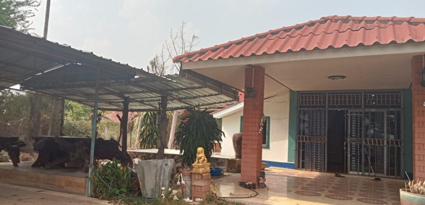 ขายที่ดินพร้อมบ้าน 1 หลัง เจ้าของขายเอง อำเภอกบินทร์บุรี จังหวัดปราจีนบุรี