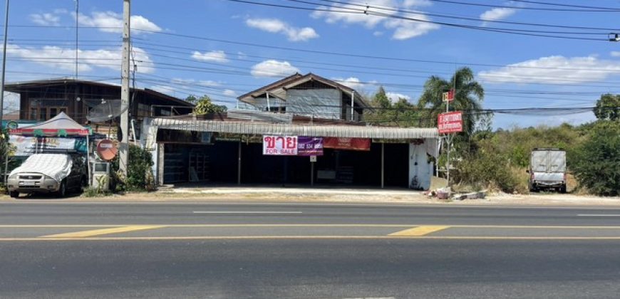 บ้านหัวมุม 93 ตร.ว. ติดถนนใหญ่ ทล.217 อ.พิบูลมังสาหาร จ.อุบลราชธานี