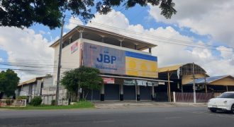 ขายอาคารพาณิชย์ 3 ชั้น + โกดังใหญ่ ทำเลทองใจกลางศรีสะเกษ