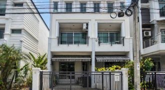 โครงการบ้านกลางเมือง เดอะรอยัล โมนาโค ศรีนครินทร์ – พัฒนาการ ซอยศรีนรีนครินทร์ เขตสวนหลวง กรุงเทพ ฟังก์ชันครบ