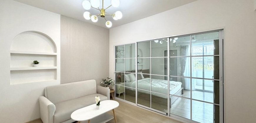 IN-100 ขายห้องชุด บางกะปิทาวน์คอนโด ขนาด 36.65 ตรม 1นอน 1น้ำ รีโนเวทใหม่ พร้อมเข้าอยู่ ทำเลดี