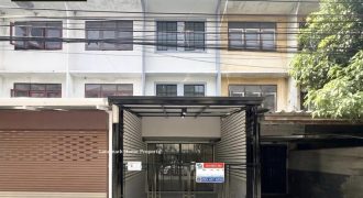 lN-106 ขายอาคารพาณิชย์ 3 ชั้น ซอยประชาอุทิศ87 รีโนเวทใหม่ สไตล์โมเดิร์น ทำเลดี เดินทางสะดวก พื้นที่ 19 ตรว 3 โถง 2 ห้องน้ำ