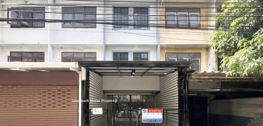 lN-106 ขายอาคารพาณิชย์ 3 ชั้น ซอยประชาอุทิศ87 รีโนเวทใหม่ สไตล์โมเดิร์น ทำเลดี เดินทางสะดวก พื้นที่ 19 ตรว 3 โถง 2 ห้องน้ำ