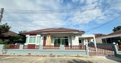 ให้เช่าบ้านเดี่ยวชั้นเดียวขนาด 70 ตรว 3นอน เนื้อที่เยอะ มีเฟอร์ ใกล้นิคมอมตะเฟส8,9 พานทอง ชลบุรี