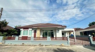 ให้เช่าบ้านเดี่ยวชั้นเดียวขนาด 70 ตรว 3นอน เนื้อที่เยอะ มีเฟอร์ ใกล้นิคมอมตะเฟส8,9 พานทอง ชลบุรี