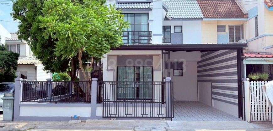 ขายทาวน์เฮาส์ หลังมุม 2 ชั้น มบ.พูนสินธานี3 เคหะร่มเกล้า 64 เนื้อที่ 30.4 ตรว 3นอน 2น้ำ บ้านกว้างมาก มีพื้นที่ข้างบ้าน
