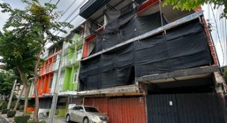 ขายที่ดินพร้อมสิ่งปลูกสร้าง — ริมถนนราษฎร์บูรณะ ทำเลดี ติดถนนใหญ่