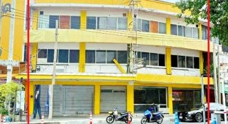 ติดถนนพระราม 4 ซ.จุฬา ใกล้ MRT สามย่าน 450 ม.พื้นที่ต่อชั้น 36 ตร.ว.144 ตร.ม. ตึกแถวให้เช่า 2 นอน 5 น้ำ