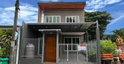 LM26-0258 ขายบ้านเดี่ยว 2 ชั้น หลังมุม พงษ์เพชรวิลล่า แจ้งวัฒนะ14 ใกล้รถไฟฟ้า เนื้อที่ 24 ตรว 2 นอน 2 น้ำ เดินทางสะดวก