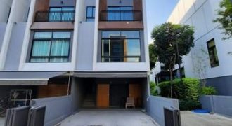 ให้เช่าทาวน์โฮม3.5ชั้นย่านพัฒนาการArden Pattanakarn20 ห้องมุมอาร์เด้น พัฒนาการ20พร้อมอยู่