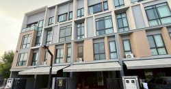 ขายทาวน์โฮม 3.5 ชั้น เอสทารา เฮเว่น พัฒนาการ 20 Estara Haven Phatthanakan 20 ใกล้ทางด่วน ใกล้เอกมัย ทองหล่อ *** ราคาพิเศษ