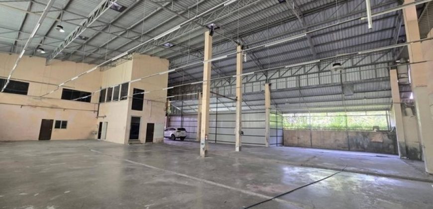 ให้เช่าโกดัง 600 ตร.ม. พร้อมออฟฟิศ 2 ชั้น ย่านลาดพร้าว-วังหิน ใกล้เลียบด่วนรามอินทรา