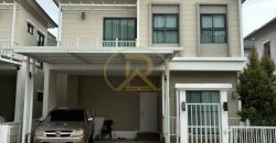 ขายขาดทุน บ้านแฝดสไตล์บ้านเดี่ยว ศรีราชา ฮิลล์ไซด์ ทาวน์ สุขุมวิท-ศรีราชา ใกล้ ม.เกษตรศาสตร์ ศรีราชา ต.ทุ่งสุขลา อ.ศรีราชา จ.ชลบุรี