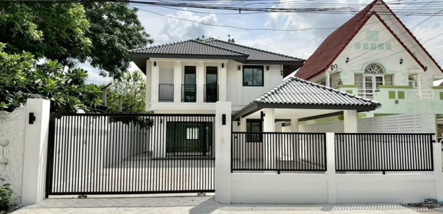 ขายบ้านเดี่ยว 2 ชั้น 58 ตรว. หมู่บ้านกรุงทอง 4 ซอยนวมินทร์ 111 บ้านสวย ตกแต่งใหม่พร้อมอยู่ ทำเลดีเข้าออกได้หลายทาง