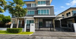 ขายบ้านหรู 3 ชั้นหลังใหญ่ 103 ตรว. โครงการ Grand Bangkok Boulevard พระราม 9 – ศรีนครินทร์ (กรุงเทพกรีฑา) รีโนเวทใหม่ ติด Wellington College