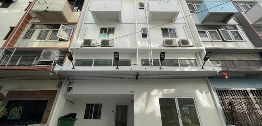 BR 1828 ให้เช่าพื้นที่สำนักงาน 40 ตรม. ด้านล่างอาคารหอพัก สุขุมวิท 65 ห่างจาก BTS เอกมัย 5 นาที