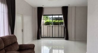 ให้เช่าบ้านหลังมุมโครงการ บางกอก บูเลอวาร์ด สาทร–ปิ่นเกล้า 2 ถนนบางกรวย-จงถนอม ใกล้ Central Westville เพียง 2.3 kmโซนราชพฤกษ์–ปิ่นเกล้า–สาทร