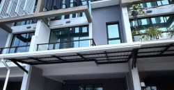 HR 9997 ปล่อยเช่าและขาย Townhome Luxury 3.5 ชั้น Bless Town Sukhumvit 50 ใกล้ BTS อ่อนนุช
