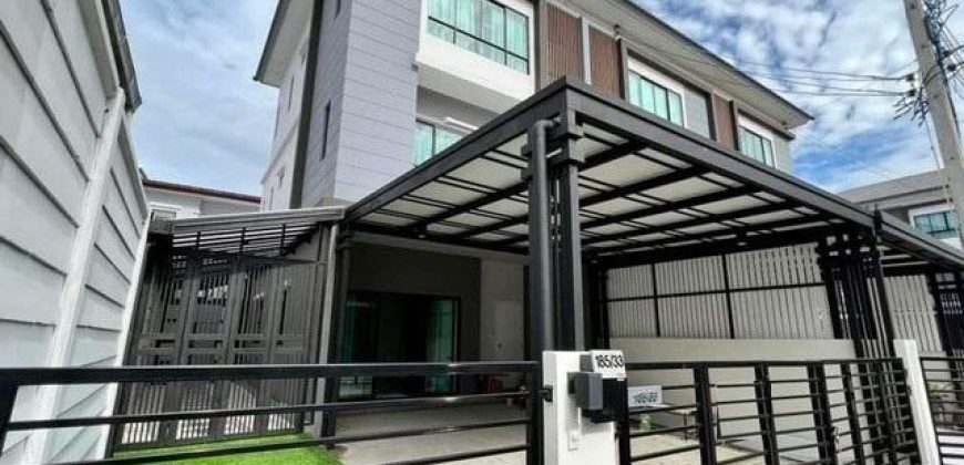 HR 10001 ให้เช่าทาวน์โฮม 3 ชั้นหลังมุม 165 ตรม. หมู่บ้าน เดอะ คอนเนค อัพ 3 ลาดพร้าว 126