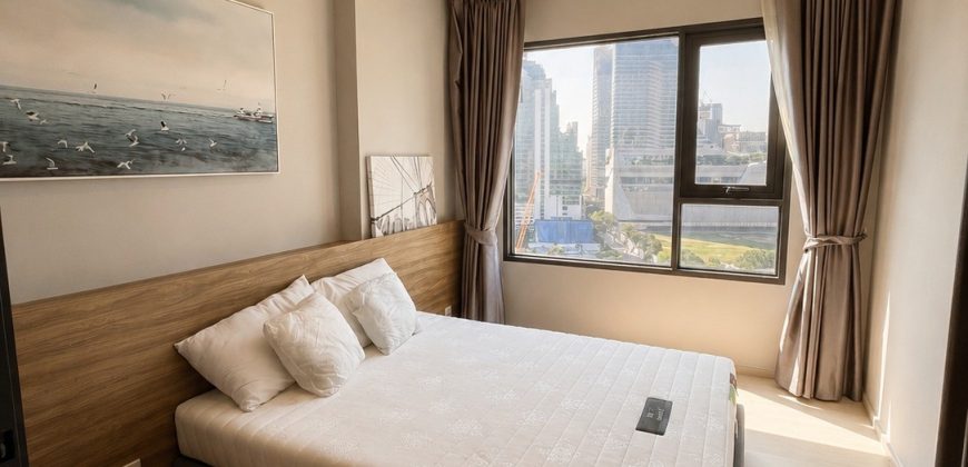 Life One Wireless Comfortable Safe Peaceful 19th Floor BTS PloenChit