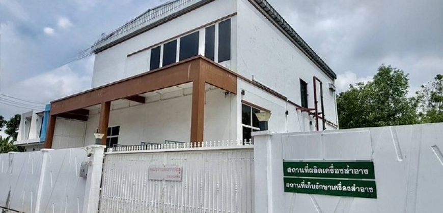 ให้เช่าด่วน โรงงานผลิตเครื่องสำอาง-อาหาร พร้อมใช้ มาตรฐาน GMP อุปกรณ์ครบ ใบอนุญาตพร้อม ทำเลลาดกระบัง ใกล้สุวรรณภูมิ