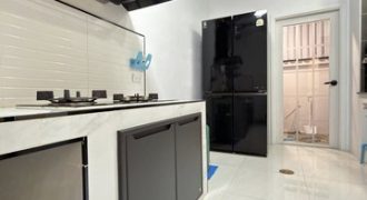 ให้เช่าทาวโฮม3ชั้นใกล้รถไฟฟ้าสถานีโชคชัย 4 หลังมุม 3ชั้นโครงการ cozy โชคชัย 4 ซอย 30